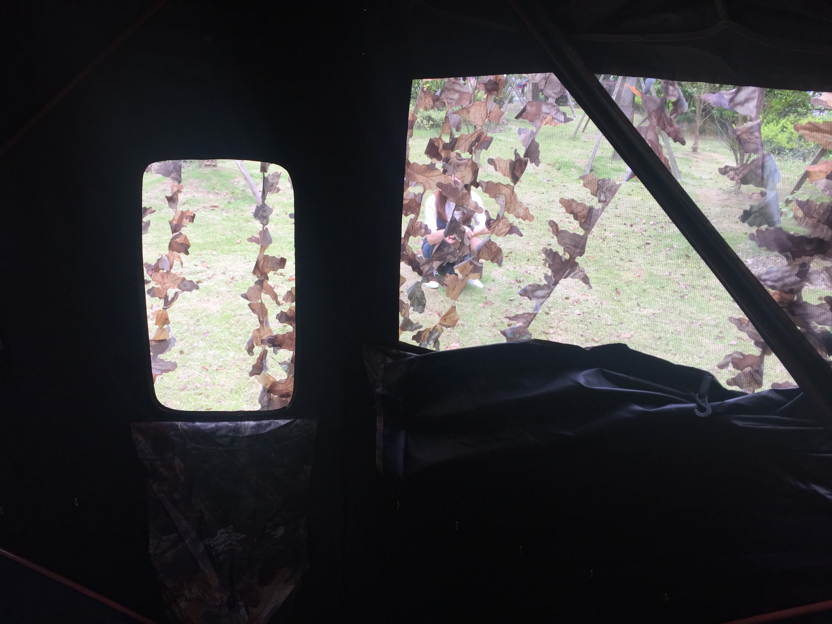 3D Camo Leafey Trim Around All Windows Hunting Tent