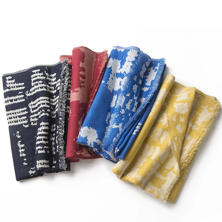 
Newest Custom Logo Autumn Winter Merino Kashmir Jacquard 100% Wool Shawl 