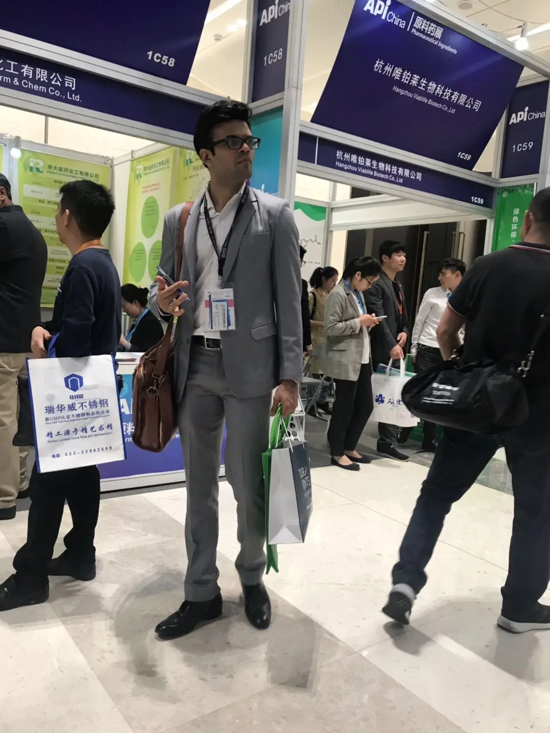 
99.9% tieneptin sulfate in USA warehouse Tianeptin sulphate CAS 30123-17-2 