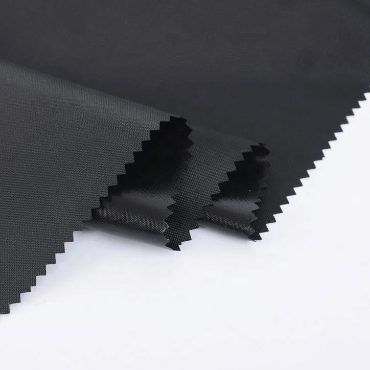 China Wholesale Customized Pu coated waterproof 100%polyester 115 gsm 125gsm 130gsm 150D 200D 300D oxford raincoat fabrics