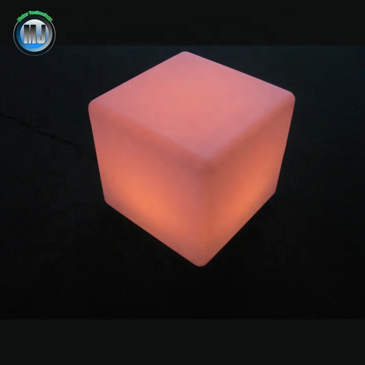 Lighted waterproof 16 color changing remote control led plastic light cubes