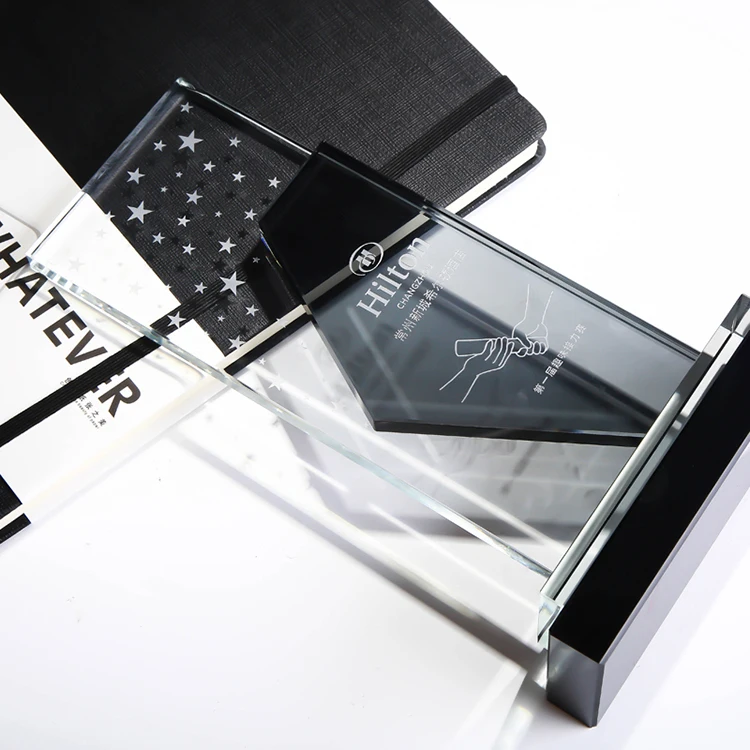 Crystal trophy with individual features Cheap glass medals