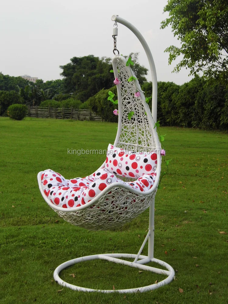 Hot sale Pation Rattan Hanging Chairs Leisure Swing Chairs Garden Swing Chair