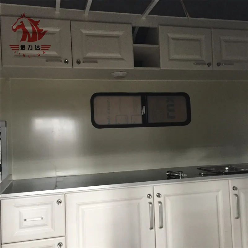 2HAL-L, австралийский Стандартный поплавок для лошадей с кроватью