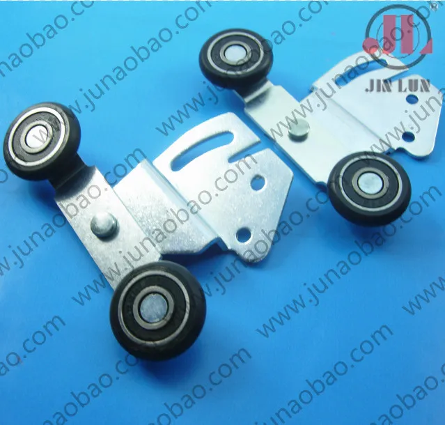 Sliding door fitting for furniture and interior decoration