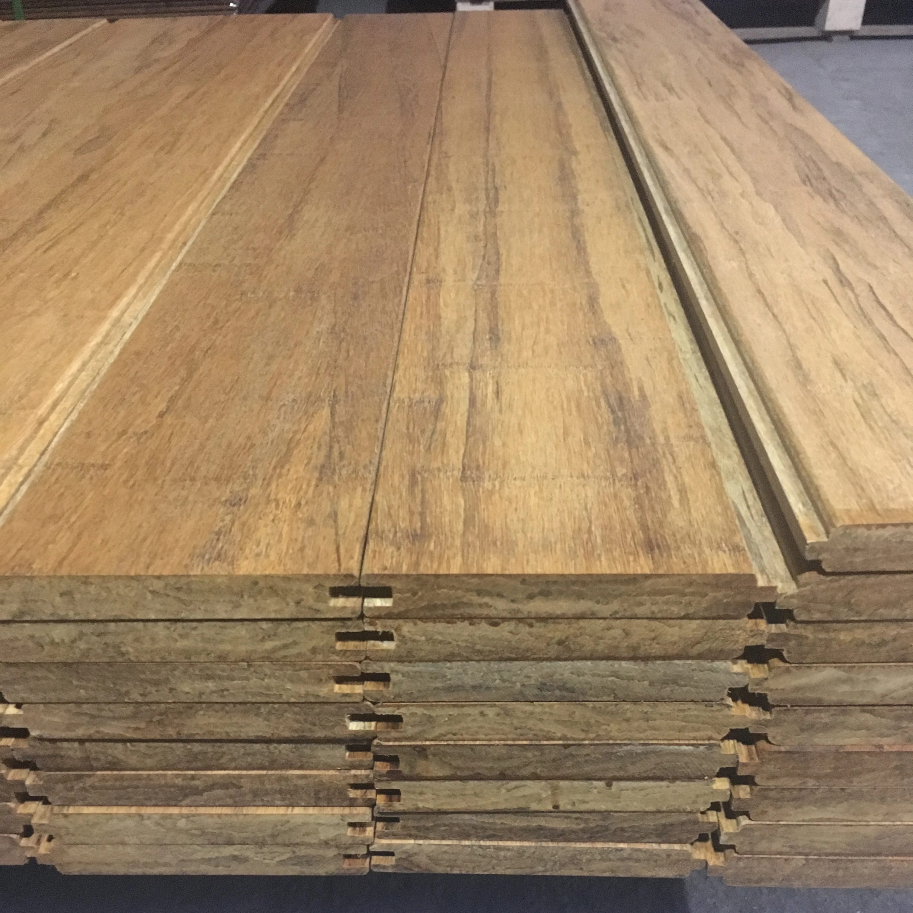 Tongue And Groove Carbonized  Strand Woven  Woca Oil Coating Bamboo Board For Horse Stable