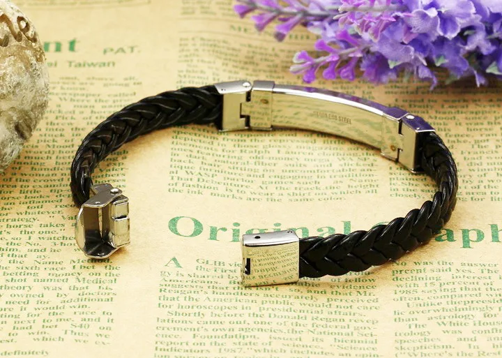 
2018 Genuine Leather Alloy Buckle Man Bracelet Accessories 