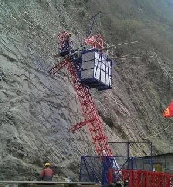 Curved and inclined construction hoist