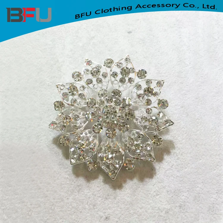 new design brooch new arrival diamond brooch flower latest design