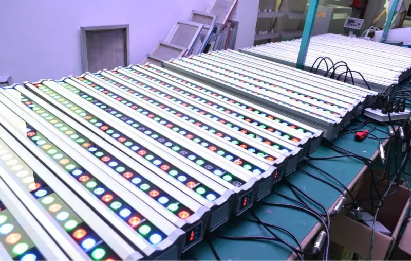 Outdoor Car Wash Bar Rgb 30X1W  ip65 facade outdoor led addressable wall washer led light for project