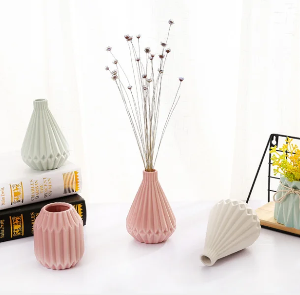 China produce elegant cheap small flower magic vase ceramic for wedding