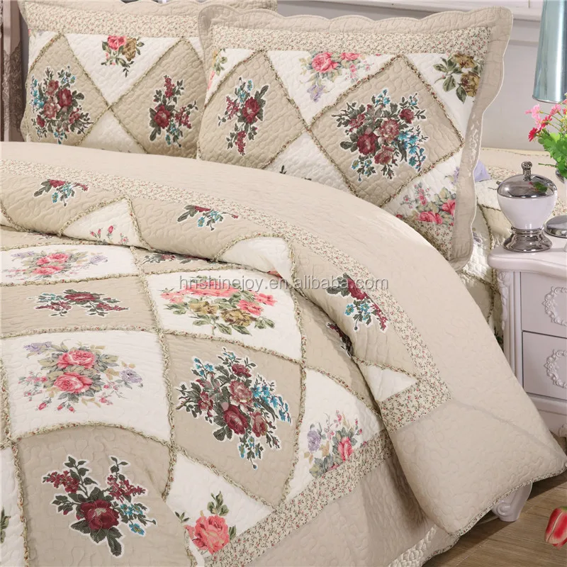 Wholesale customized Queen 100% polyester printed microfiber patchwork quilt