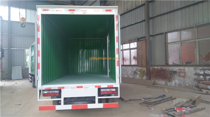Euro 4 Emission Standard  Single Cab Van Box Truck for Dangerous Goods