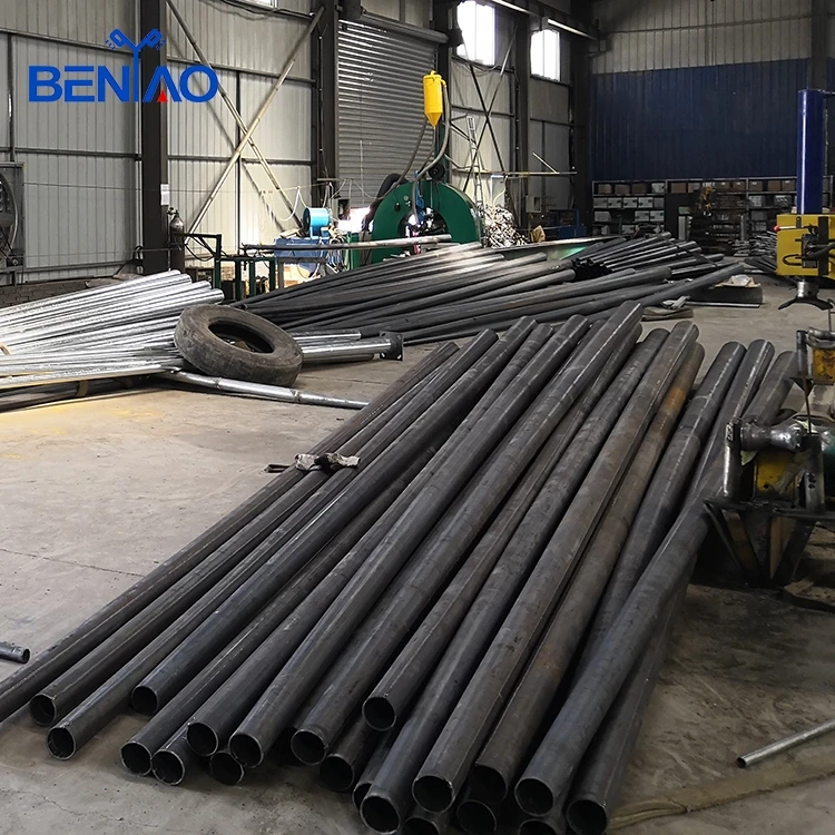 Single or double arms steel pole round street light pole for sale