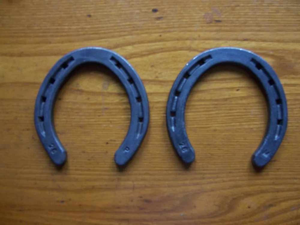 
2019 Factory bulk bdrop forged decorate horseshoes wholesale 