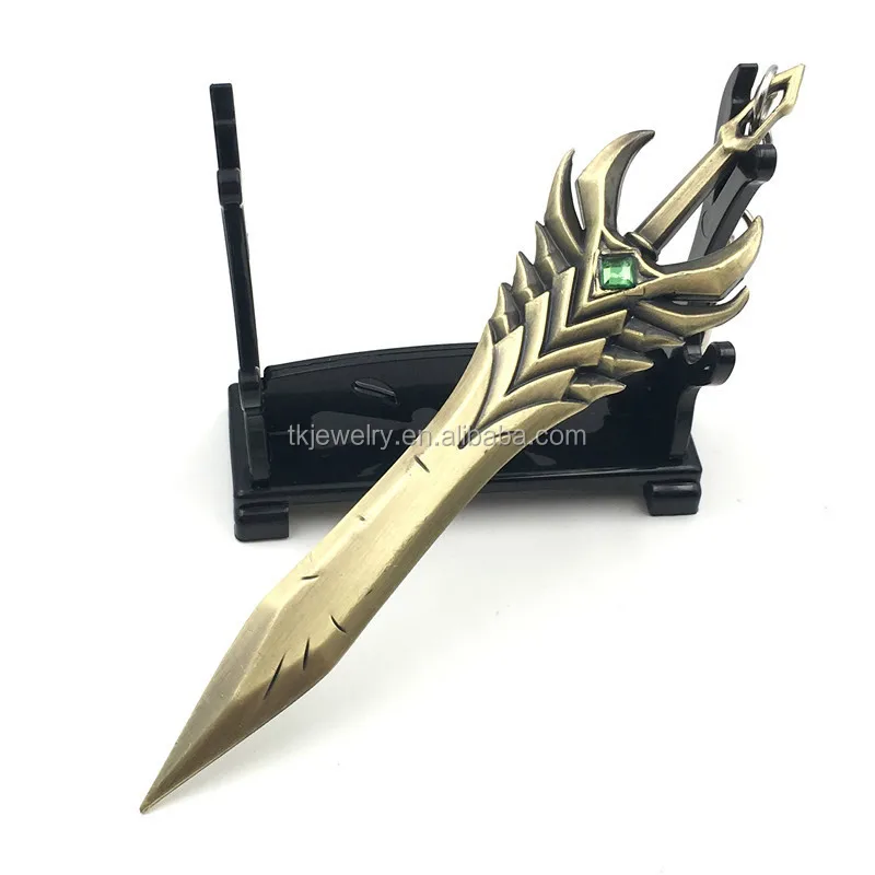 Factory Wholesale Metal Sword  key chains LOL key chains Games MINI key chains
