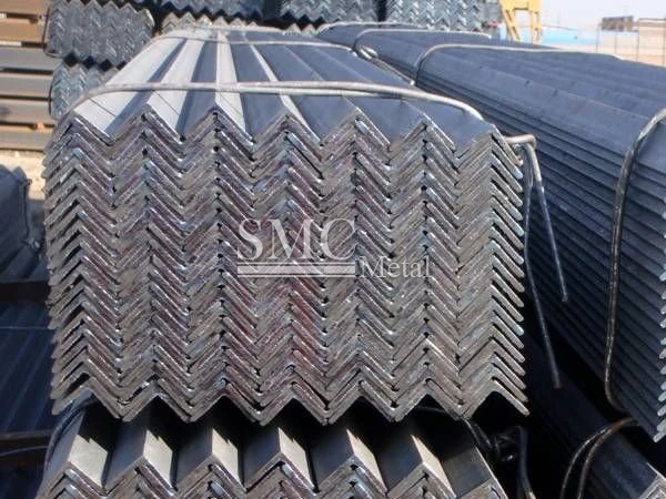 Стали угол с отверстия