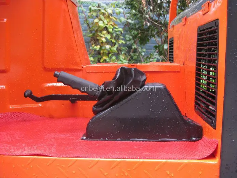 2015 Popular Three wheel motorcycle Cargo tricycle 250 cc engine with cheap price