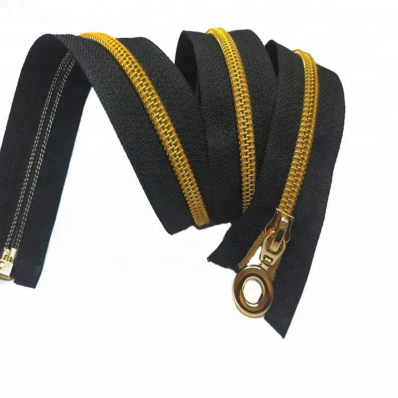 Competitive Price Good Quality Zipper Gold Teeth Plastic Nylon Zipper For Garment Production