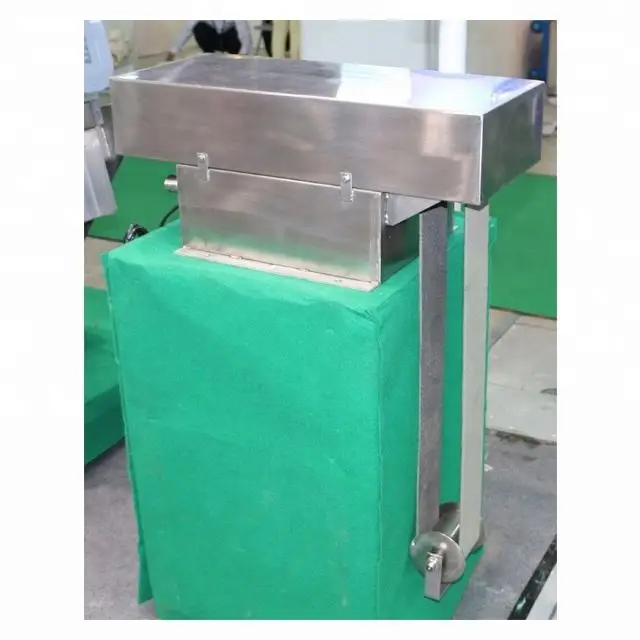 Skimmer floating press machine oil water separation equipment