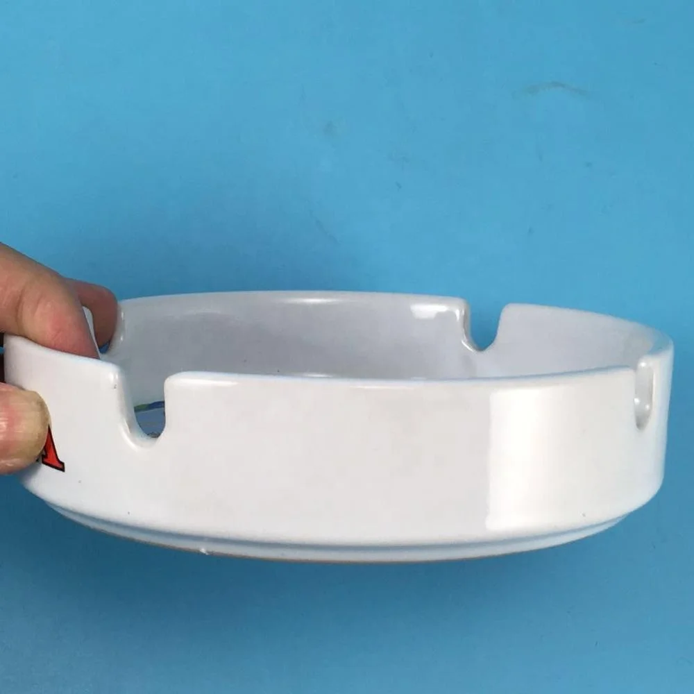 wholesale low cost fine quality ceramic ashtray with printing
