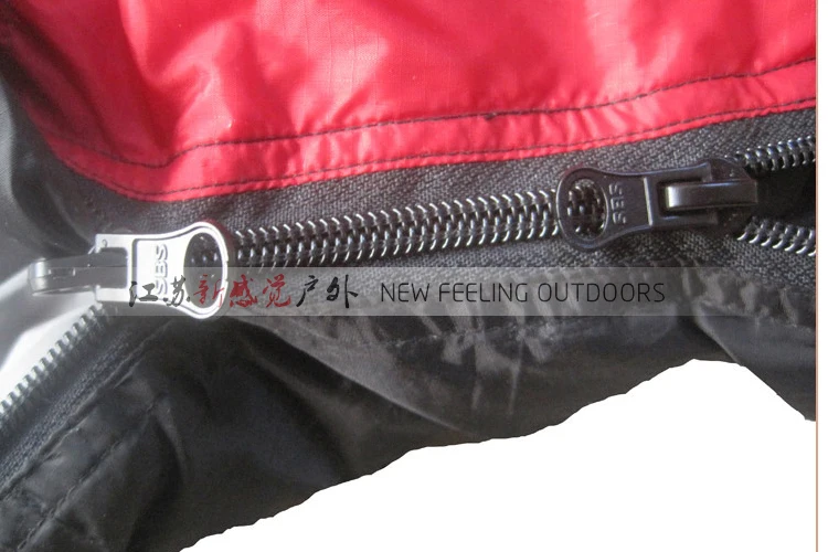 Пуховой спальный мешок для кемпинга