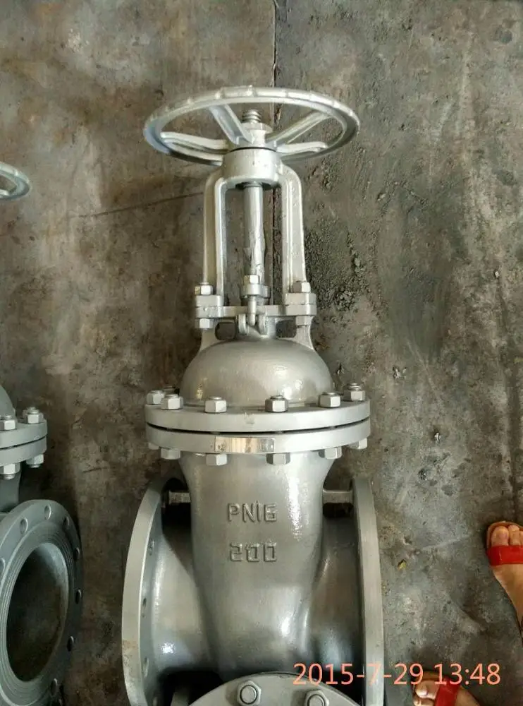 flange gate valve  carbon steel    PN16 DN50  (available in stock  34SETS  ) exw price $29.00