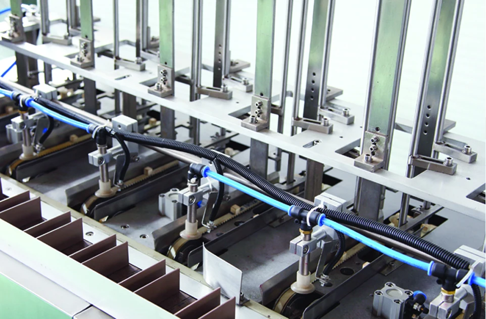 ZH-120D Fully automatic Horizontal Interval Aluminum Foil Soft Alu Strip Sachet Automatic Carton Box Packaging Machine