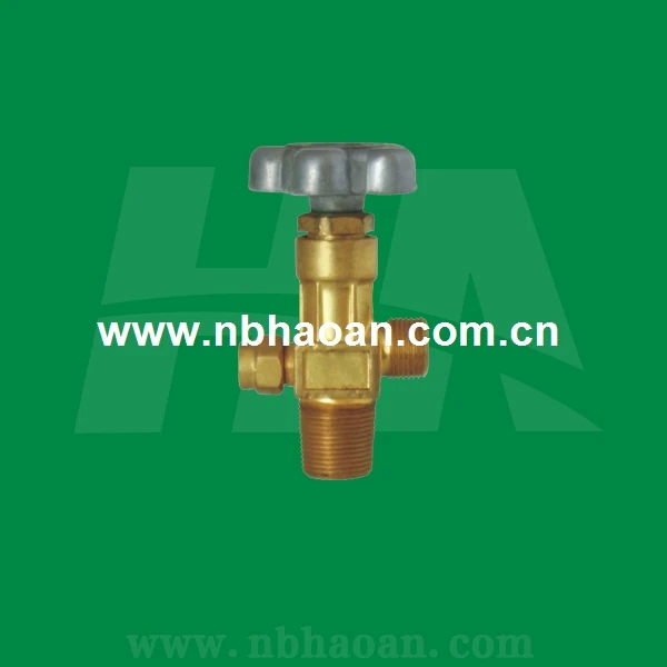 Trolley fire extinguisher valve