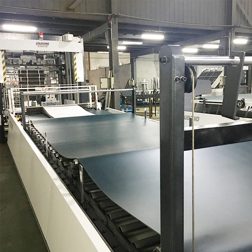 Automatic flip flop flute board paper laminating machine