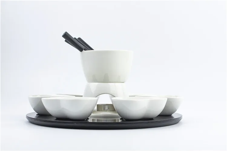 Kitchware heart shape white color ceramic melting fondue chocolate cheese pot for dinnerware