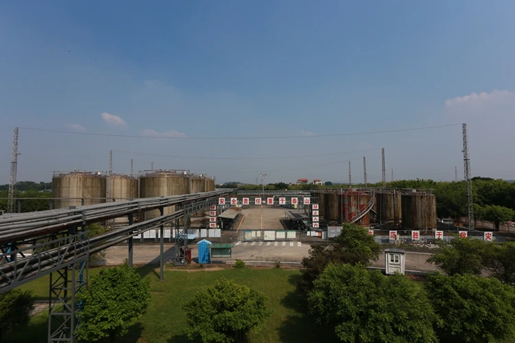 
Associative type polyurethane thickener liquid PU thickener High stable viscosity Improve levelling 