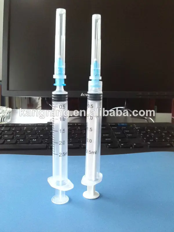 
одноразовый шприц с иглой се& iso утвержденной 