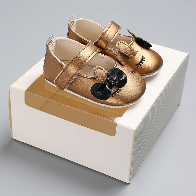 2023 Alibaba wholesale hot new soft baby shoes with different colors baby girls Prewalker shoes