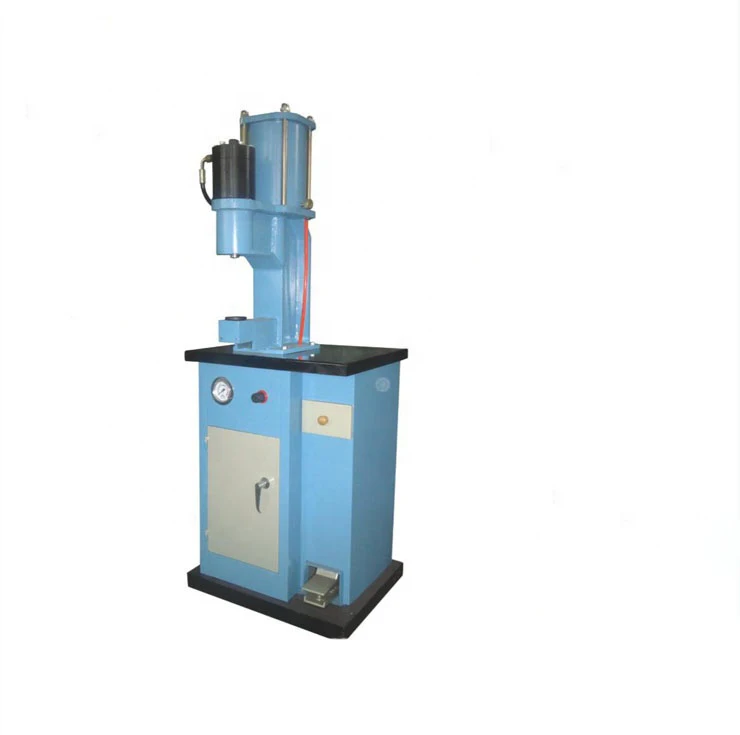 Автоматическая машина для заклепок тормозов и