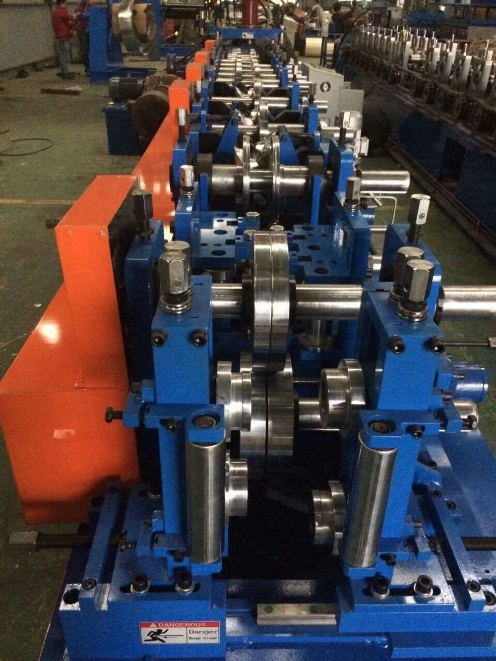 
Automatic size changing c purline roll forming machine z purline machine 