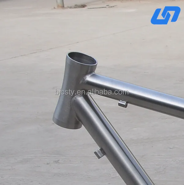 Tl-3al-2.5v waltly titanium road bike frame with low price