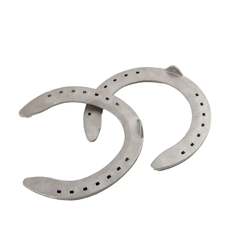 China Cheap Cast Iron Aluminum Horseshoes for Harness Equestrian Sports