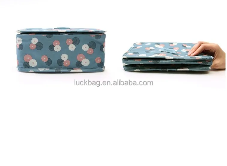 Printed Promotional Toiletry Bag Travel Bag With Hanging Hook  Mesh Pockets Cosmetic Bag