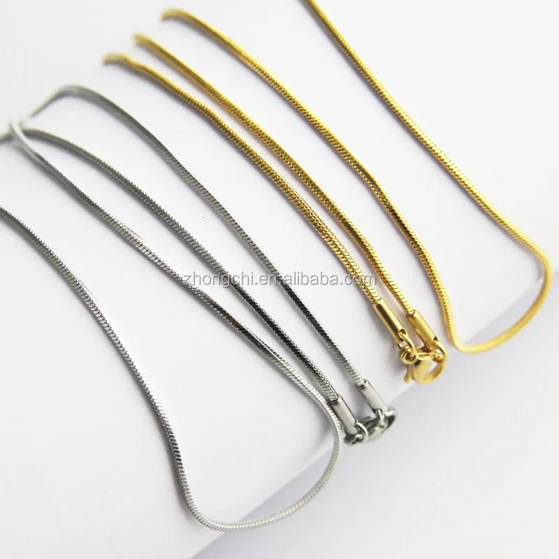 Ожерелья-цепочки из нержавеющей стали золотого цвета со змеиным плетением