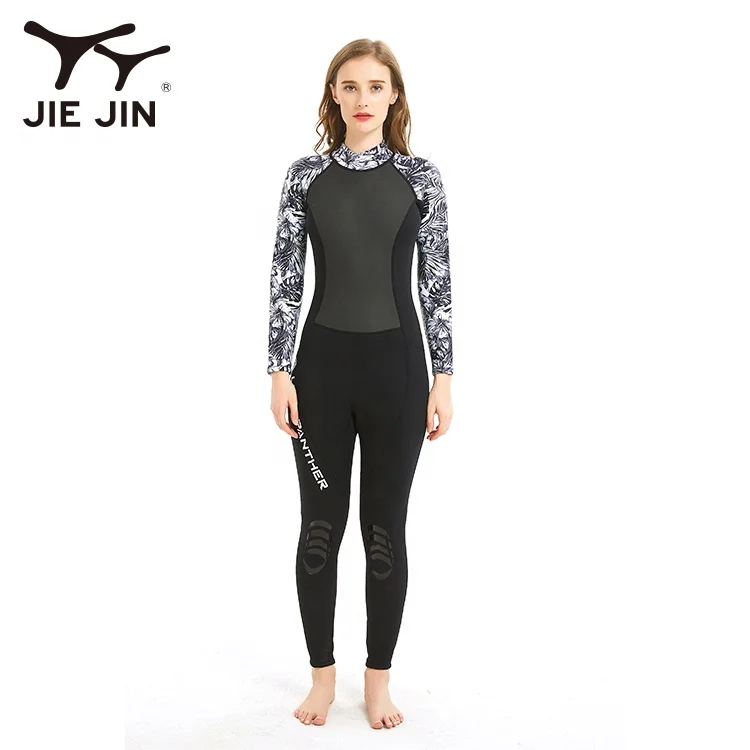 Custom Printed Low MOQ  Top Quality 3-5mm Neoprene Women Wetsuit