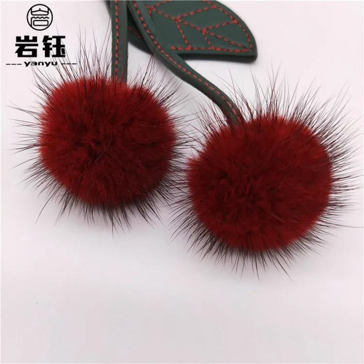 Classic fashion mink cherry key chain pendant Female bag Mink fur ball red cherry velvet ball bag pendant
