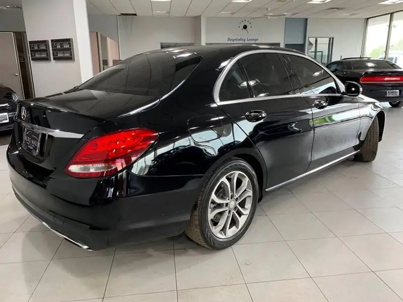  Дешёвый бывший в употреблении автомобили MERCEDES-BENZ C-CLASS 2015
