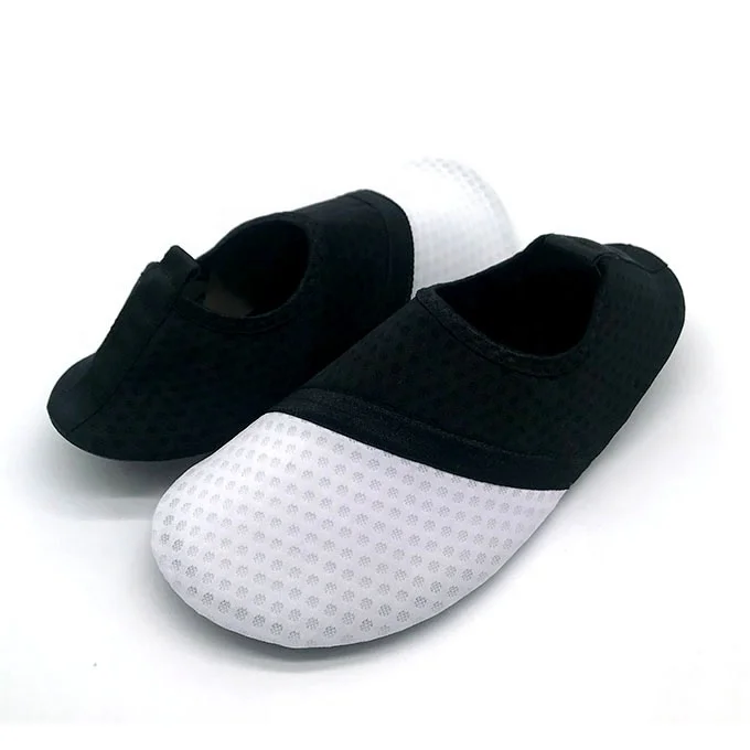 Water Shoes Women Man Water Shoes Mesh Fabric Barefoot Aqua Shoes