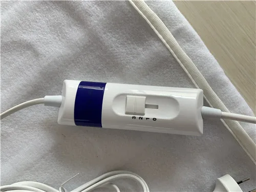 Twin/king size electric heating under thermal blanket with fitted bed skirt