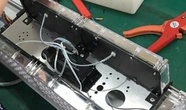 Буксирный грузовик со светодиодной стробоскопической сигнальной лампой с электронной сиреной