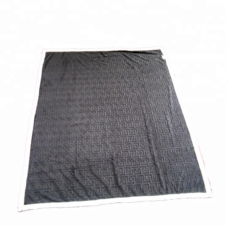 Best price custom 100% polyester wholesale all seasons super soft heavy knit blanket