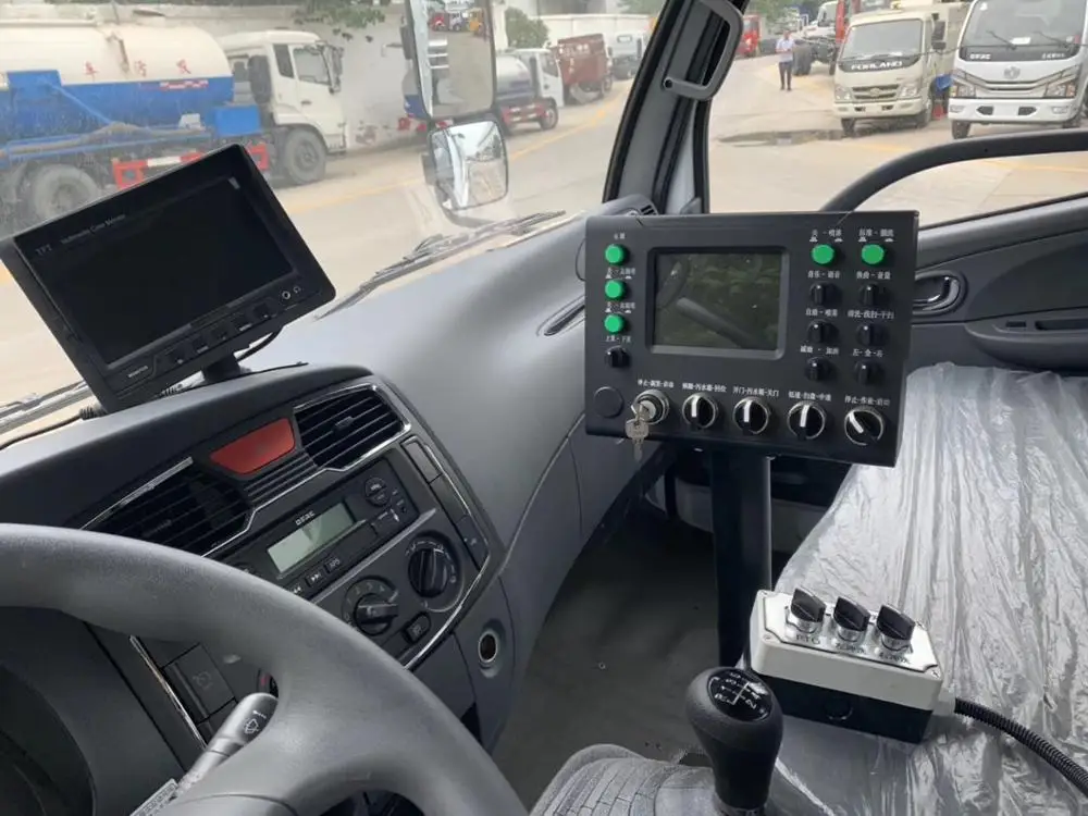 Vacuum road sweeper cleaner Truck For Sale