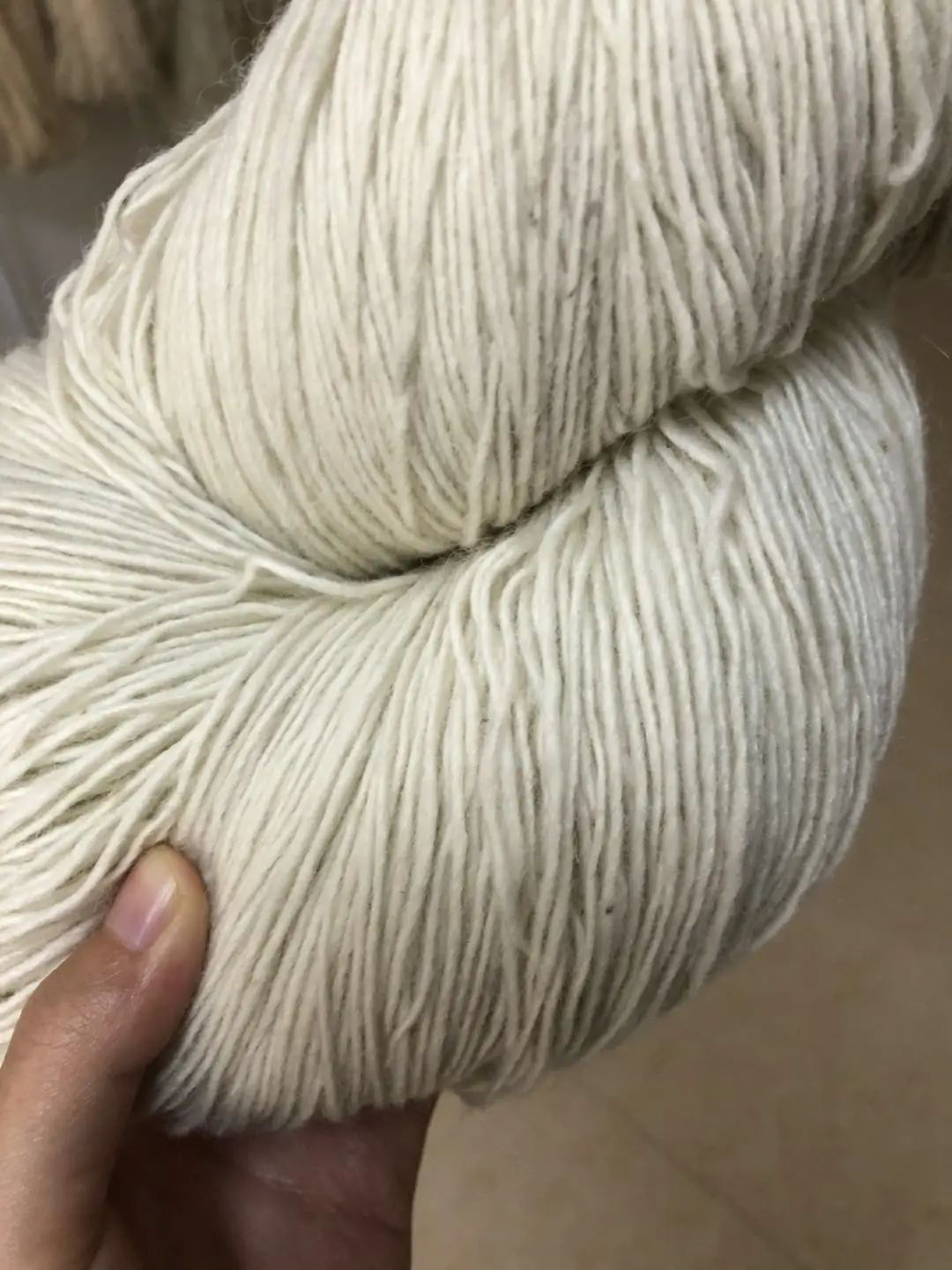 Carept wool yarn,Rug wool yarn ,roving wool carpet yarn price