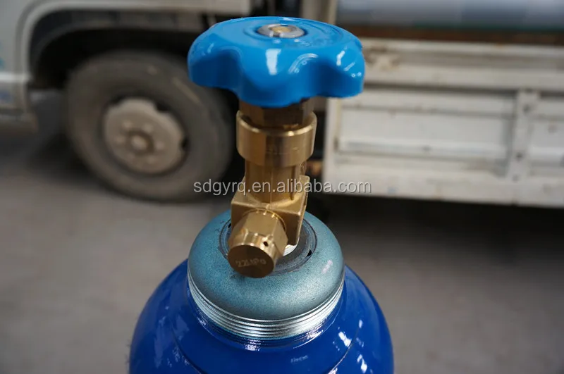 15L Oxygen gas cylinder with valve & safety cap